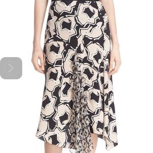 DVF silk skirt fits more like a 6